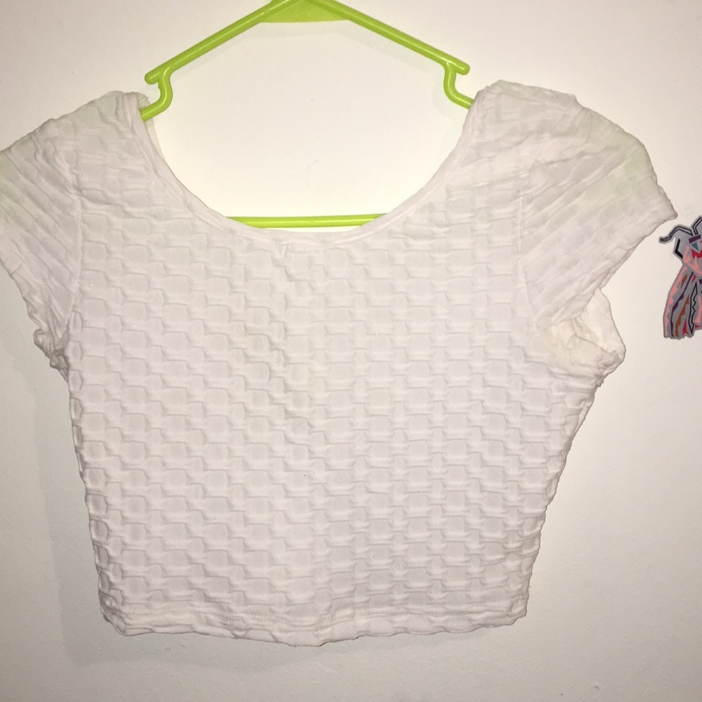 Crop top.